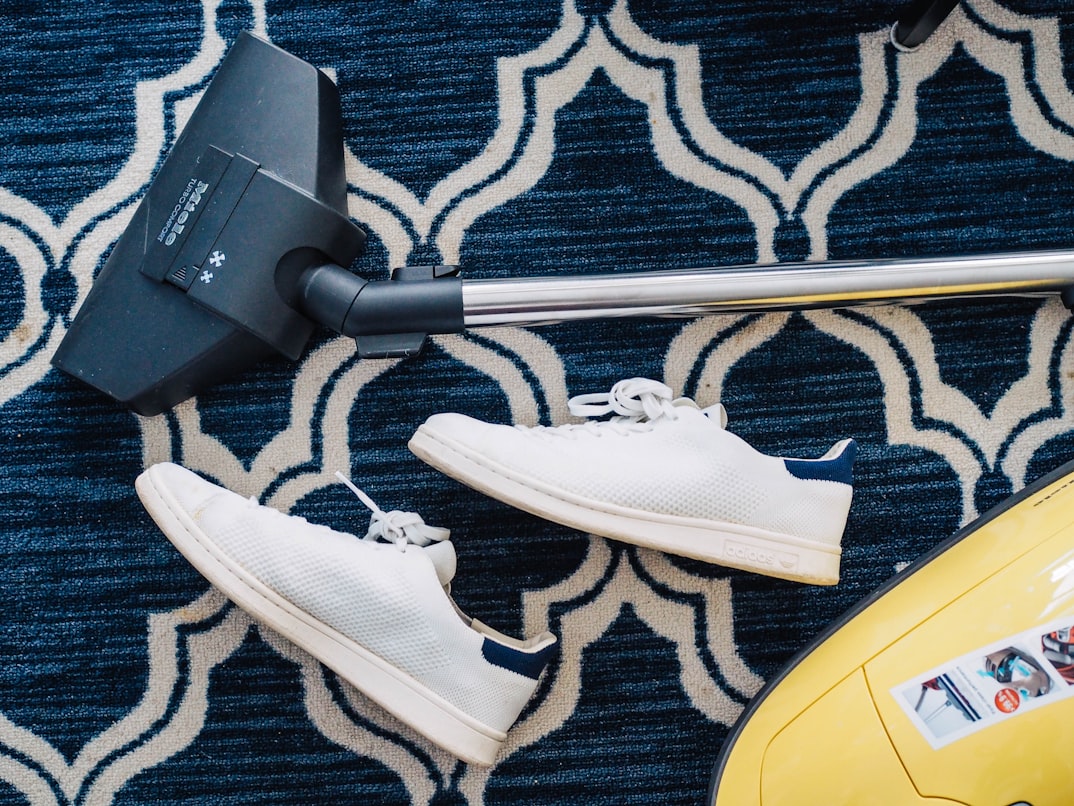 Aspirateur portable vs balai sans fil : lequel choisir selon vos besoins