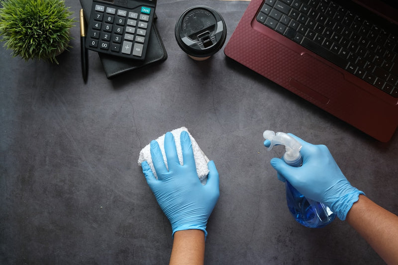 Aspirateur de clavier : la meilleure méthode pour nettoyer en profondeur